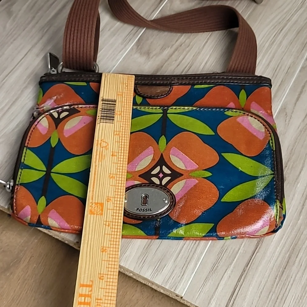 Fossil Key-Per Crossbody Bag Floral Geometric Multicolor Adjustable Strap